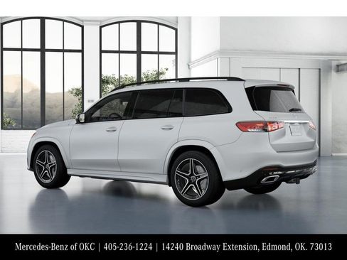 New 2026 Mercedes-Benz GLS 450 4MATIC image 30
