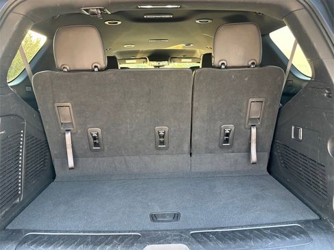 Used 2023 Chevrolet Tahoe LT image 30