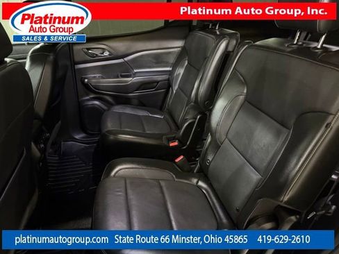 Used 2020 GMC Acadia SLT FWD image 27