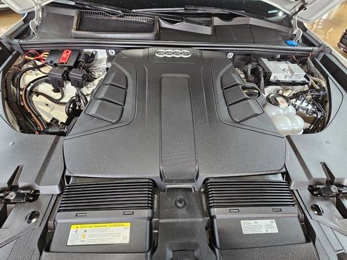 Used 2019 Audi Q7 3.0T Premium w/ Convenience Package image 44