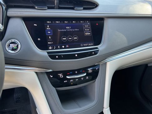 Used 2020 Cadillac XT5 Premium Luxury image 15