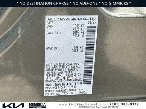Used 2025 Nissan Altima 2.5 SV FWD image 31