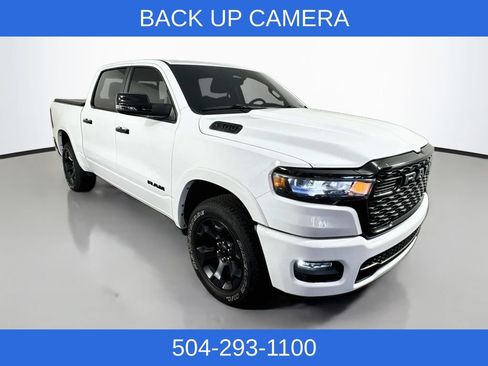 Used 2025 RAM 1500 Big Horn AWD/4WD image 4