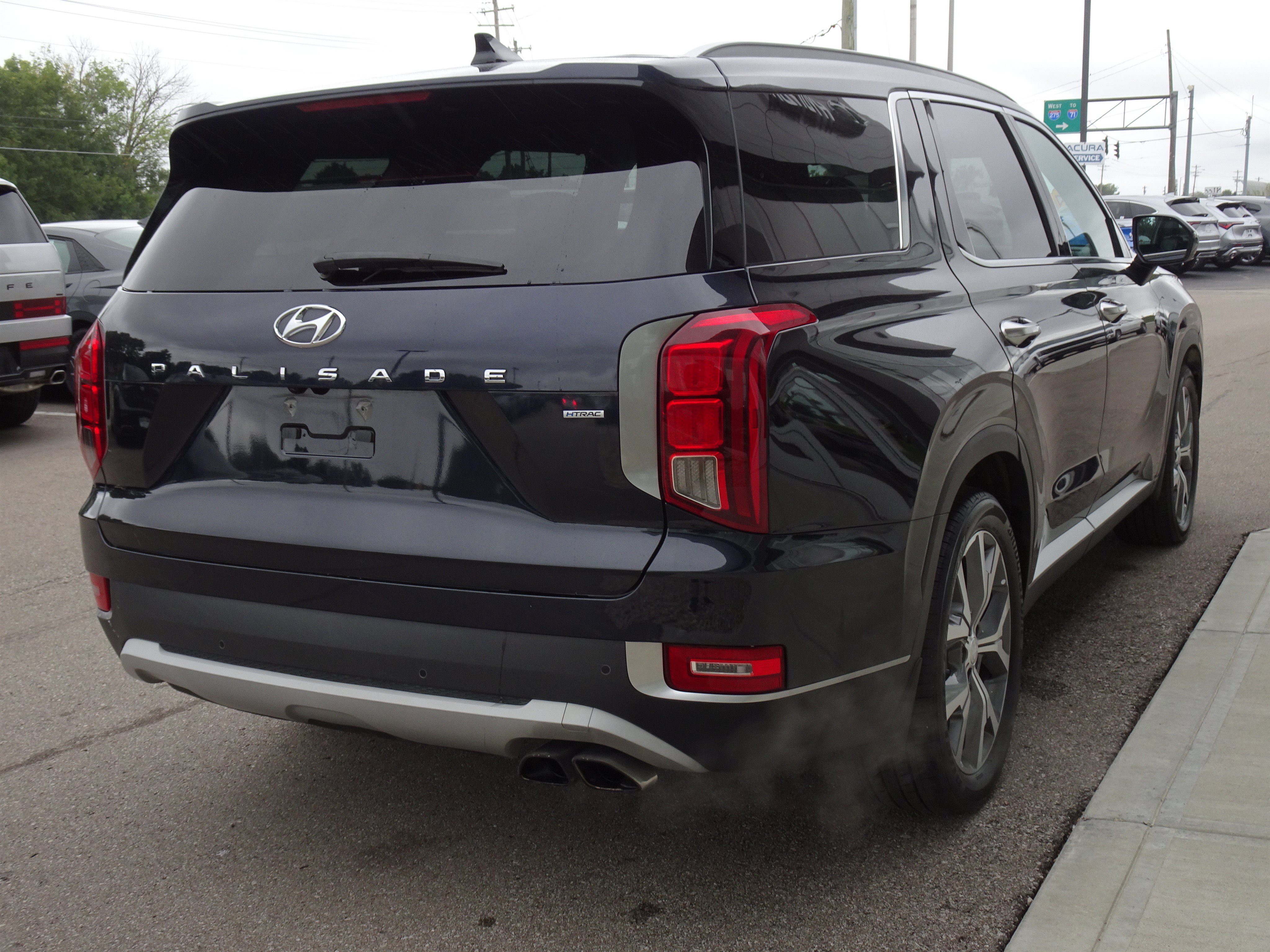 Used 2022 Hyundai Palisade SEL w/ 8P Bench Seat Package AWD/4WD image 5