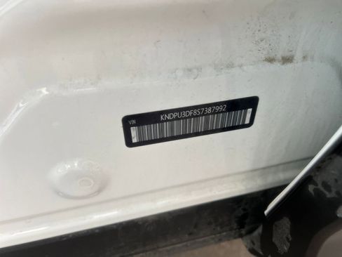 Used 2025 Kia Sportage LX image 29