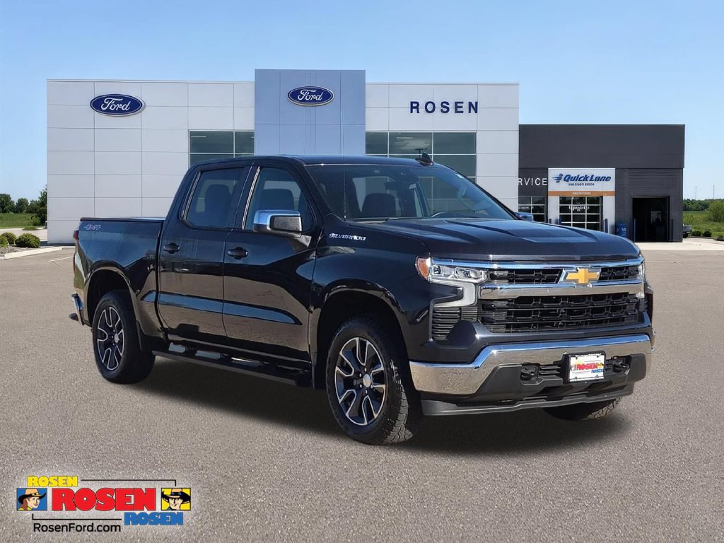 Used 2024 Chevrolet Silverado 1500 LT AWD/4WD image 1