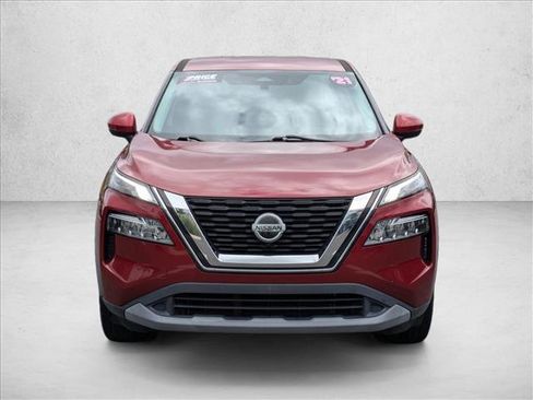 Used 2021 Nissan Rogue SV FWD image 2