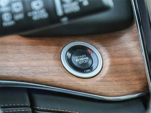 Used 2025 Jeep Grand Cherokee Summit image 35