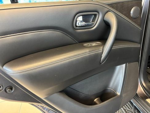 Used 2024 INFINITI QX80 Luxe AWD/4WD image 25