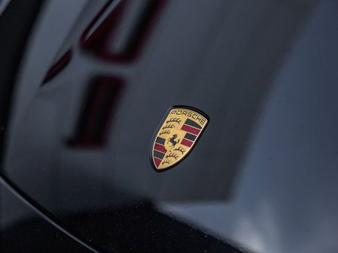 Certified 2023 Porsche Taycan GTS image 22