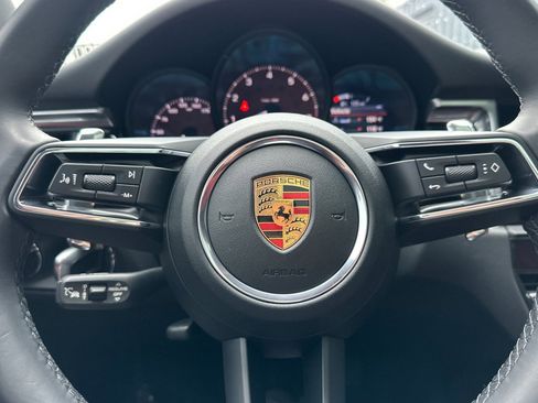 Used 2023 Porsche Macan S image 24