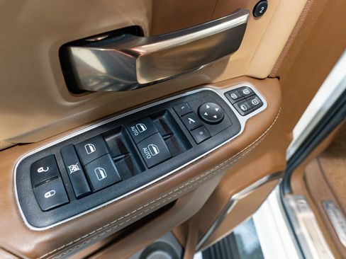 Used 2023 RAM 3500 Limited image 18