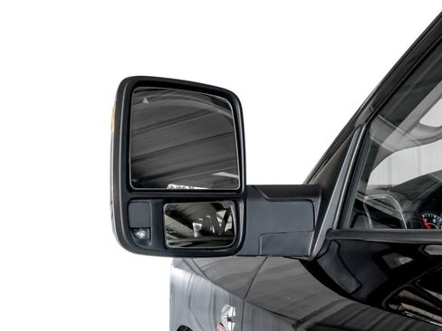 Used 2023 RAM 3500 Laramie AWD/4WD image 40