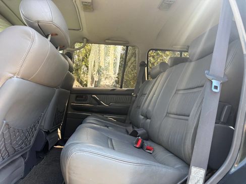 Used 1994 Toyota Land Cruiser image 40