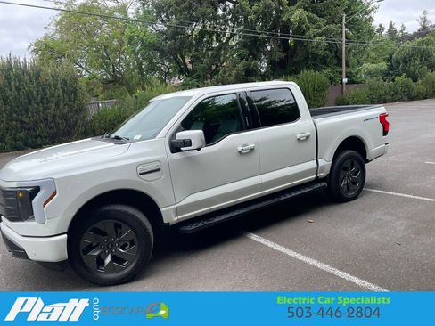 Used 2023 Ford F150 Lightning Lariat w/ Tow Technology Package AWD/4WD image 5