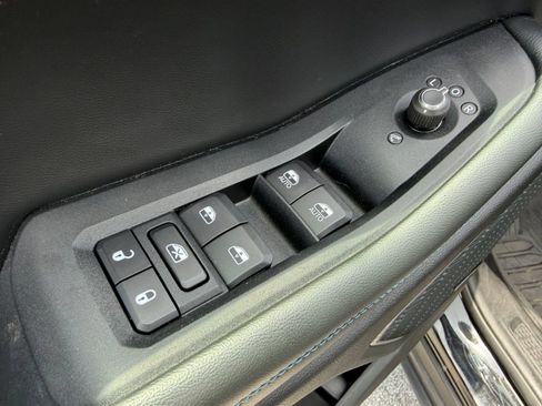 Used 2022 Jeep Grand Cherokee Trailhawk AWD/4WD image 14