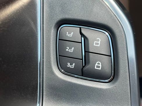 New 2025 Ford F350 King Ranch w/ Chrome Package image 27