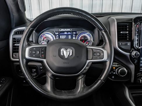 Used 2022 RAM 1500 Big Horn AWD/4WD image 15