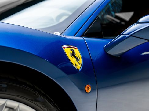 Used 2017 Ferrari 488 GTB RWD image 27