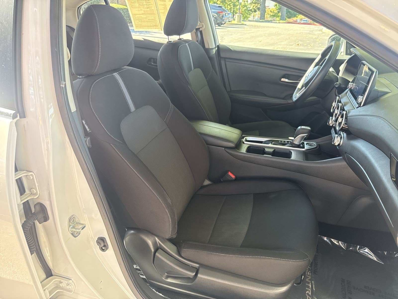 Used 2024 Nissan Sentra SV FWD image 24