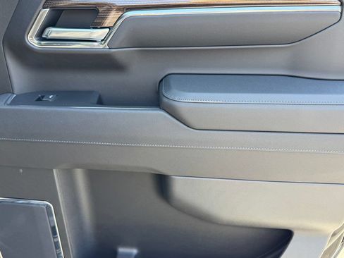 New 2026 Chevrolet Silverado 1500 LT AWD/4WD image 11