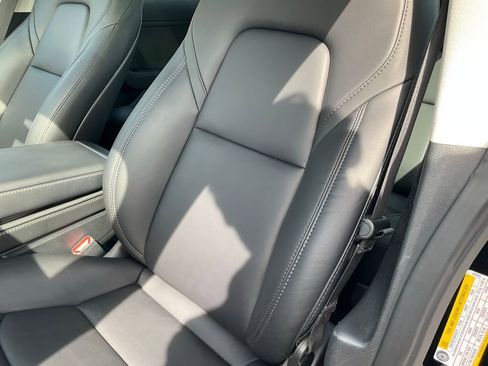 Used 2023 Tesla Model 3 Standard Range RWD image 16