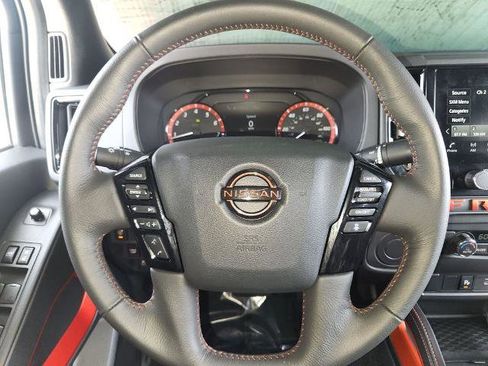Certified 2025 Nissan Frontier Pro-X RWD image 22