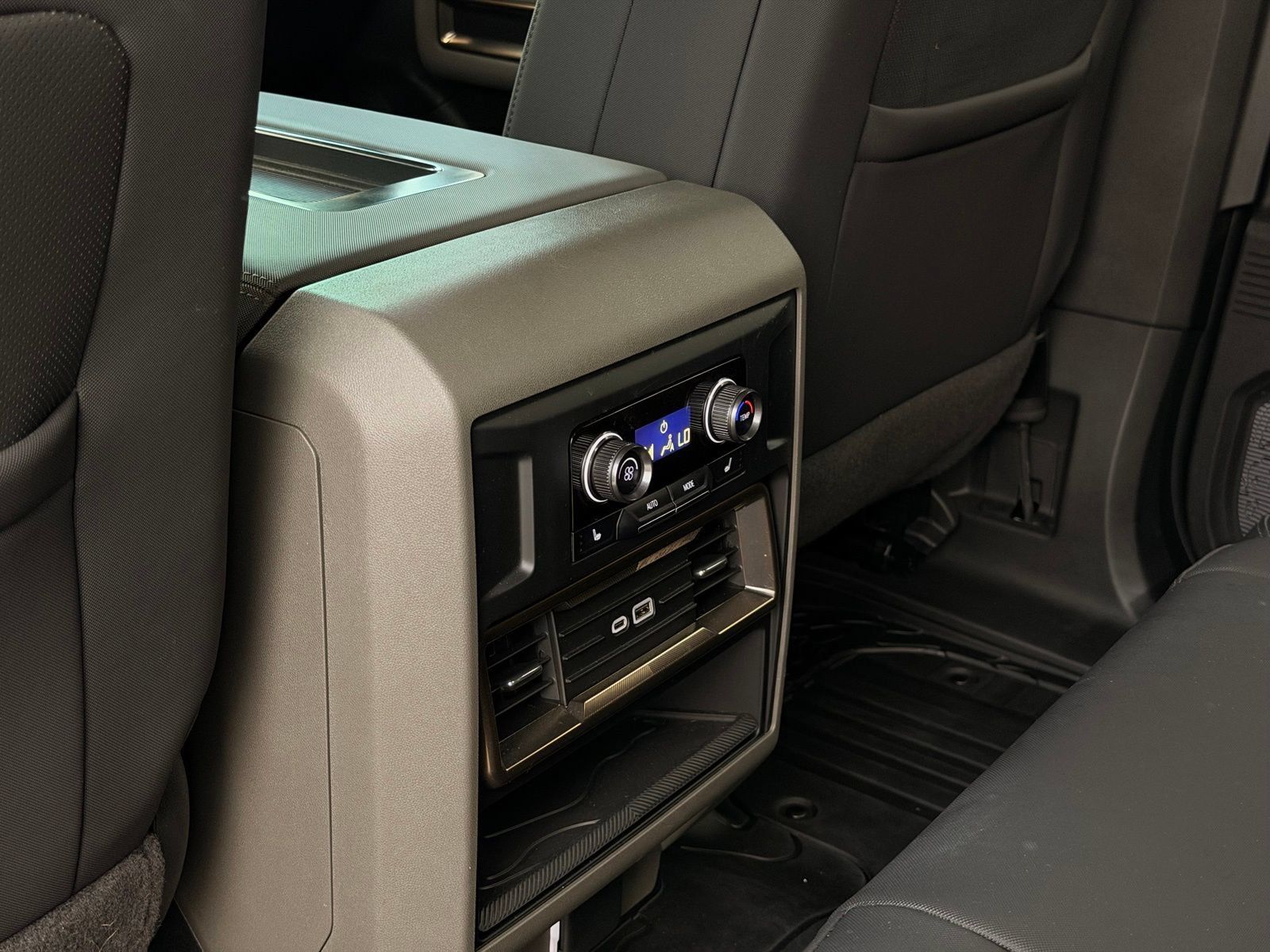Used 2024 GMC Hummer EV 3X AWD/4WD image 30