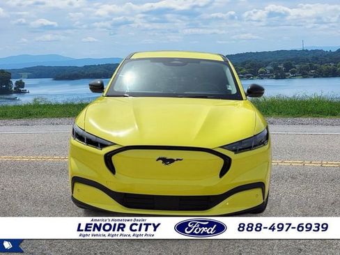 Used 2025 Ford Mustang Mach-E Premium RWD image 7