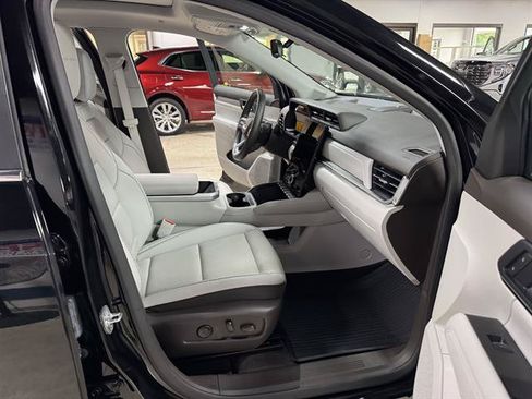 Certified 2026 GMC Terrain Denali w/ LPO, Floor Liner Package AWD/4WD image 11