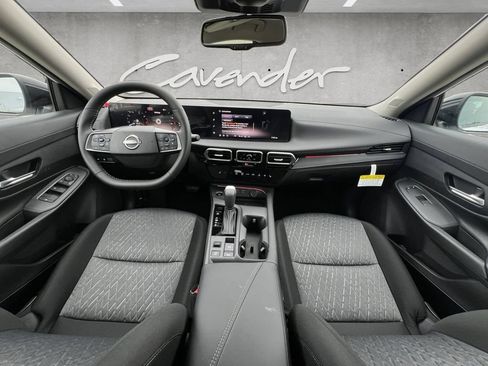 New 2026 Nissan Sentra SV w/ SV Convenience Package FWD image 21