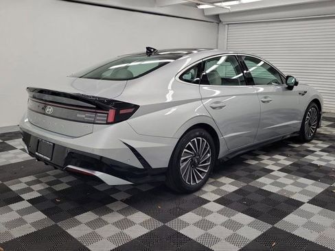 Used 2024 Hyundai Sonata Limited FWD image 6
