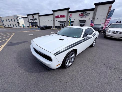 Used 2012 Dodge Challenger R/T w/ Electronics Convenience Group image 34