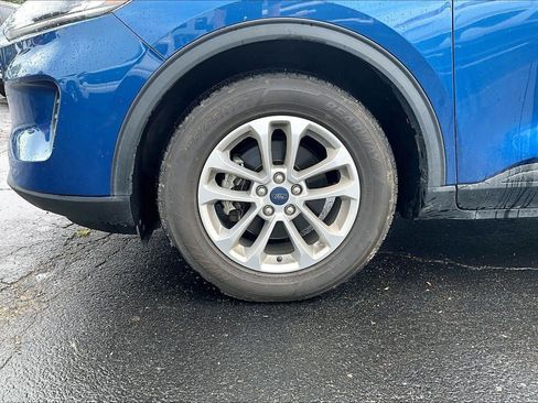 Used 2022 Ford Escape SE AWD/4WD image 2