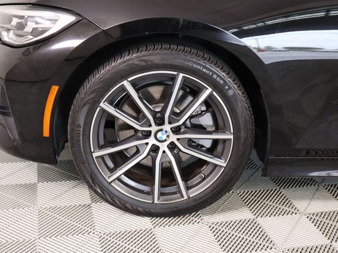Used 2019 BMW 330i Sedan w/ Convenience Package RWD image 19