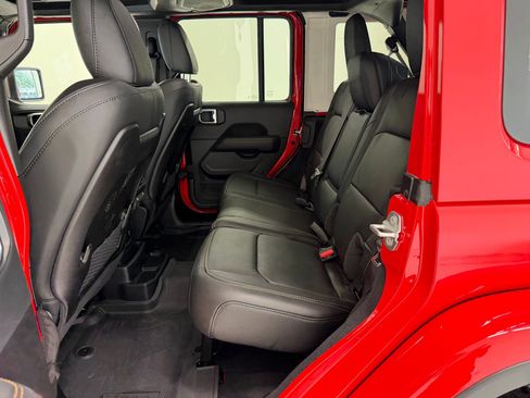 Used 2024 Jeep Wrangler Unlimited Rubicon 392 image 15