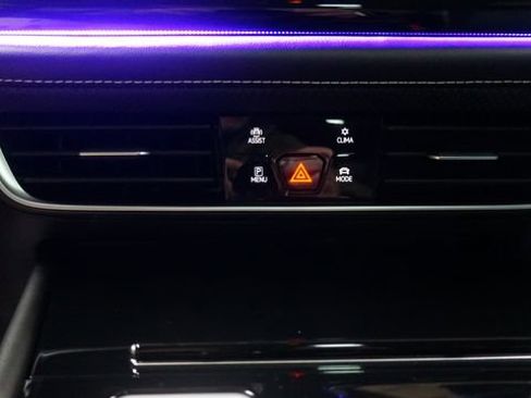 Certified 2025 Volkswagen Atlas Cross Sport SEL Premium R-Line image 22