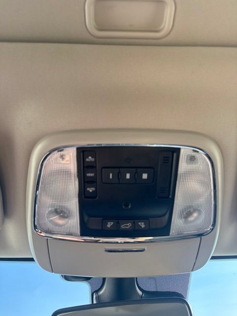 Used 2020 Dodge Durango Citadel w/ Technology Group AWD/4WD image 23