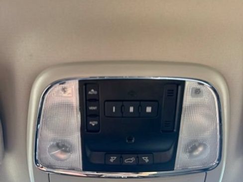 Used 2020 Dodge Durango Citadel w/ Technology Group AWD/4WD image 23