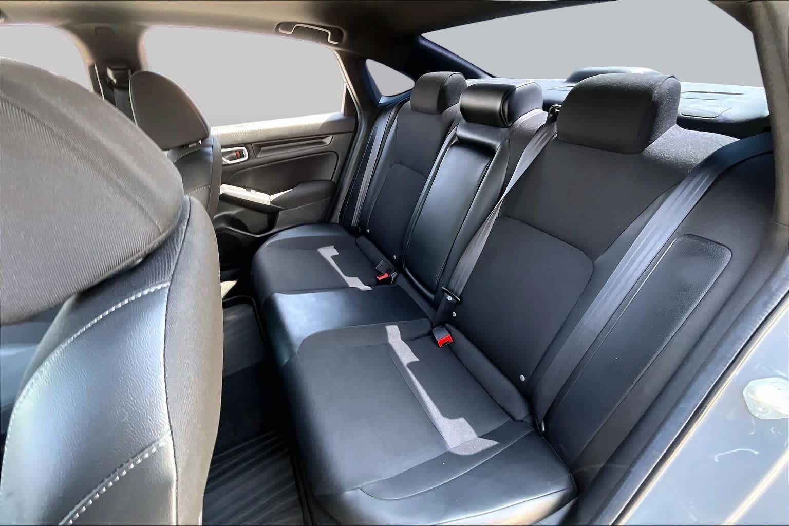Used 2025 Honda Civic Sport image 21