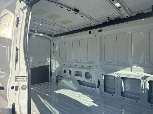 New 2026 Ford Transit 250 148 Medium Roof Extended AWD image 11