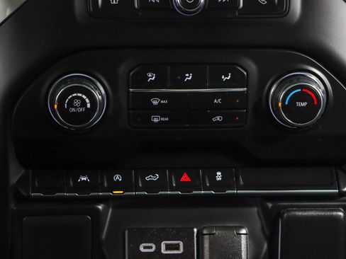 Used 2024 Chevrolet Silverado 1500 Custom AWD/4WD image 20