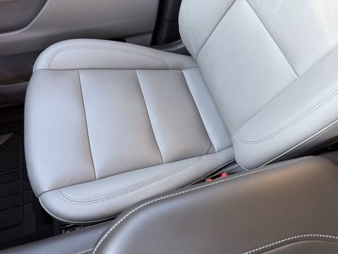 Used 2022 Chevrolet Tahoe LT image 29