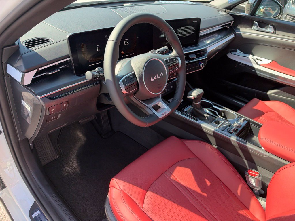 New 2027 Kia K5 GT-Line FWD image 10