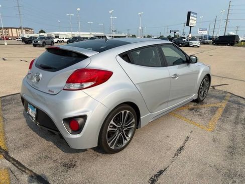 Used 2016 Hyundai Veloster Turbo FWD image 6