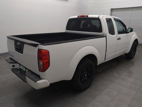 Used 2021 Nissan Frontier S RWD image 9