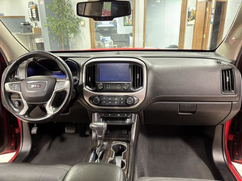 Used 2019 GMC Canyon SLE image 45