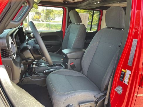 Certified 2025 Jeep Wrangler Unlimited Sport S 4xe image 19