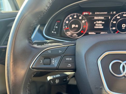 Used 2018 Audi Q7 3.0T Prestige w/ Prestige Package image 47