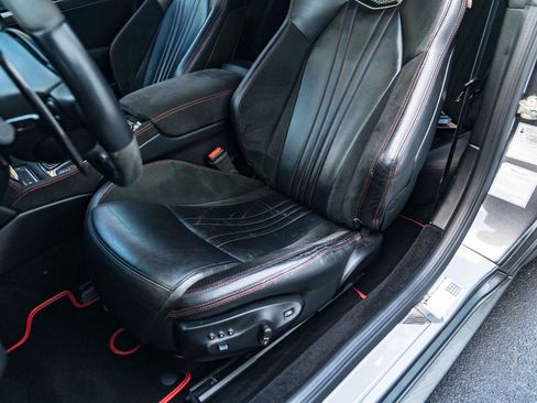 Used 2017 Maserati GranTurismo Sport RWD image 19